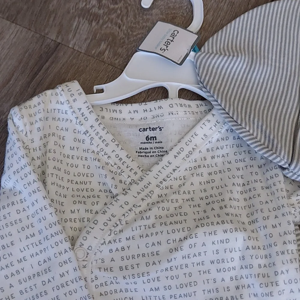 ๐ 2/$25 NWT gender neutral 6 month outifits - Picture 3 of 5